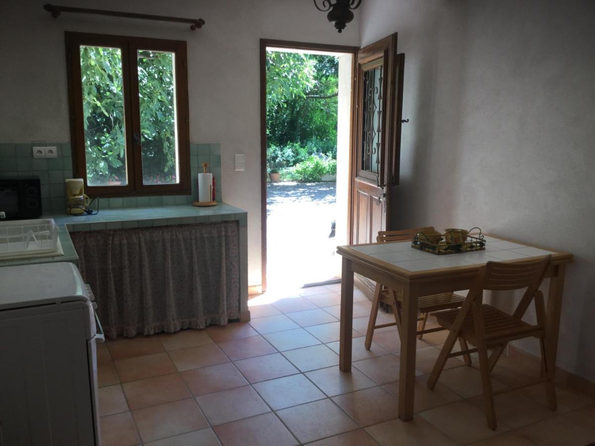 Appartement Dans Un Mas Provencal Істр Екстер'єр фото